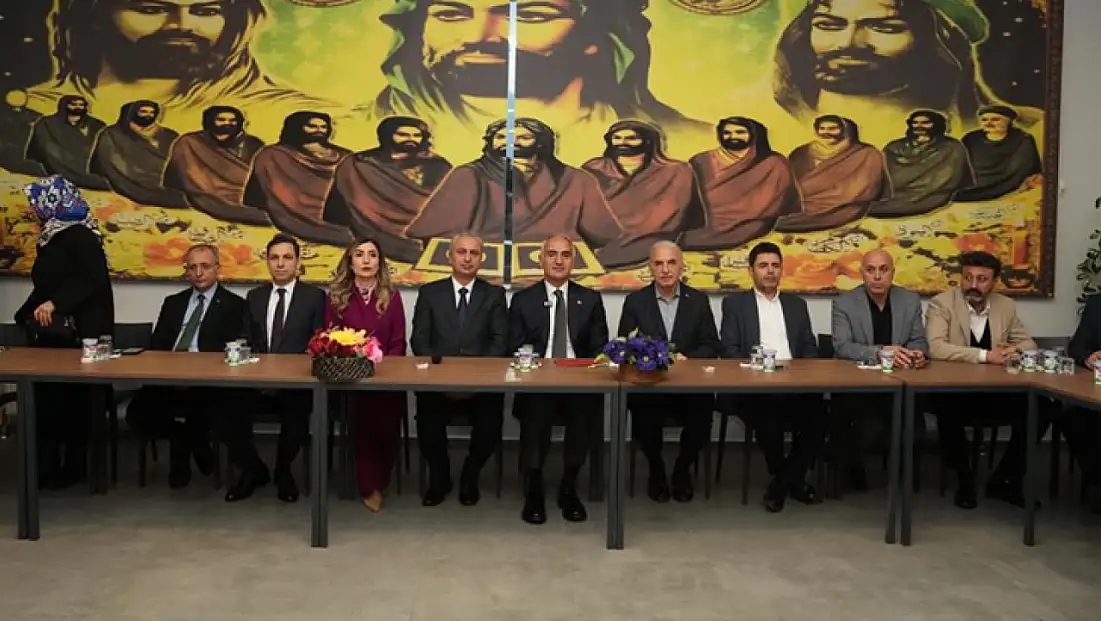 Bakan Ersoy: Hızır orucu paylaşma ve dayanışmayı temsil ediyor