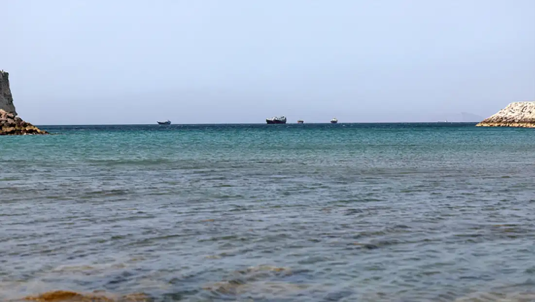 İran Hürmüz Boğazı’nı yeniden kapattı