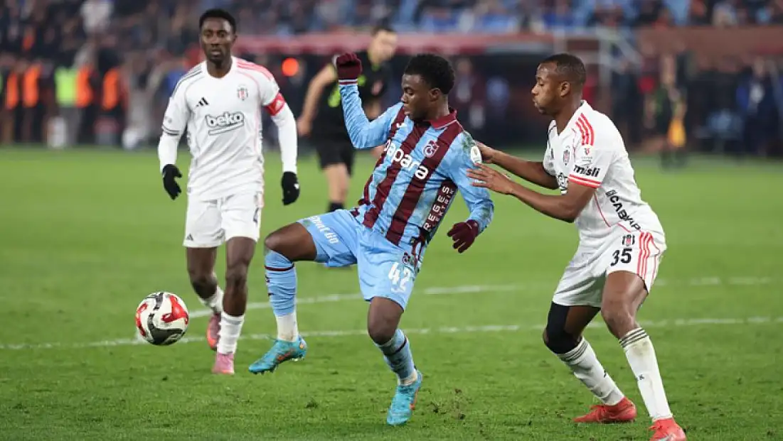 Nefes kesen derbi: 6 gollü maçta galip çıkmadı