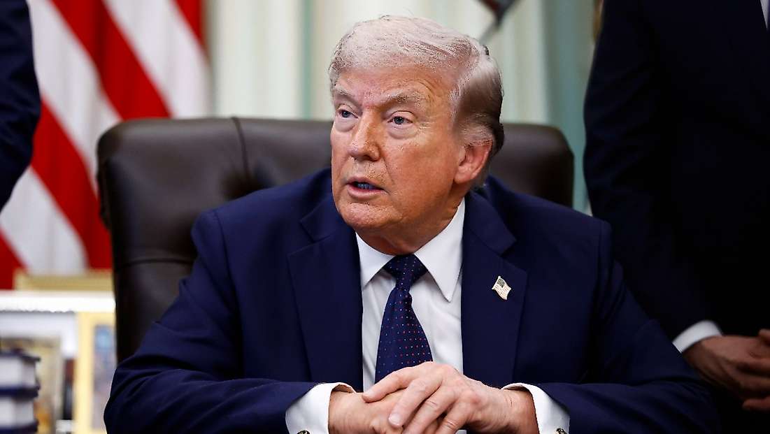 Trump: Dünyanın en ezici ekonomik yaptırım operasyonunu başlatıyoruz