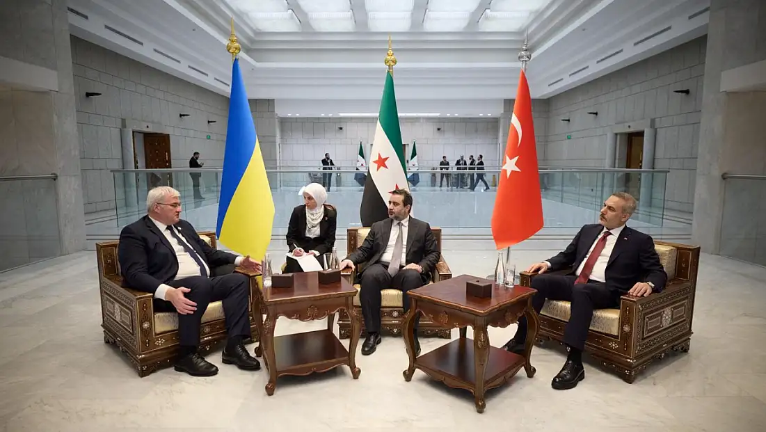 Türkiye, Suriye ve Ukrayna arasında üçlü görüşme