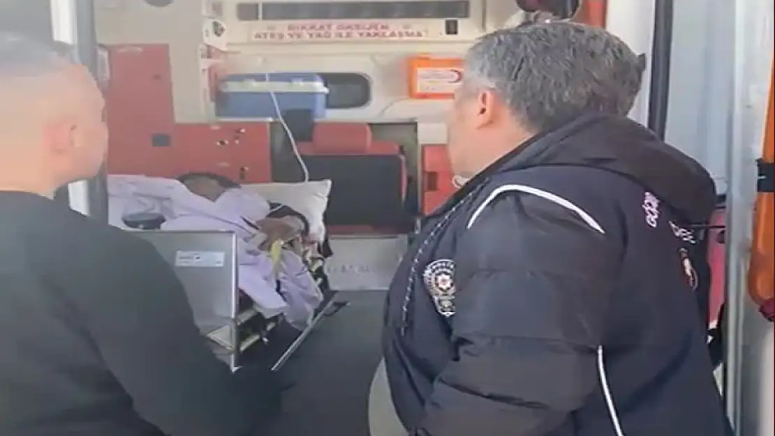 Ambulanstan kaçak göçmen çıktı!