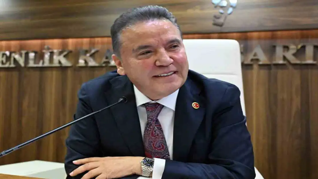 Antalya Büyükşehir Belediye Başkanı Muhittin Böcek tutuklandı