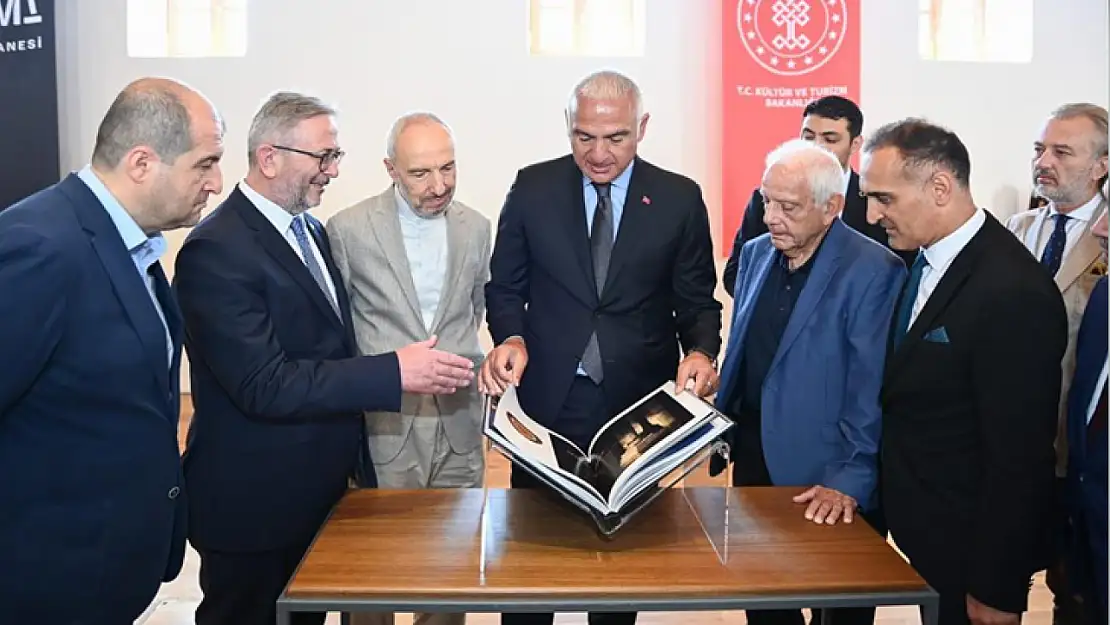 Bakan Ersoy: Fatih'in emaneti emin ellerdedir