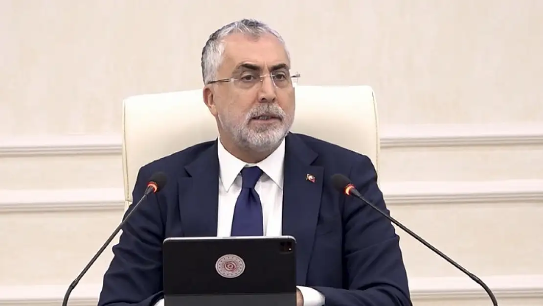 Bakan Işıkhan: Türkiye'de işsizlik oranı Yüzde 8,2 ile Son 20 yılın en düşük seviyesinde