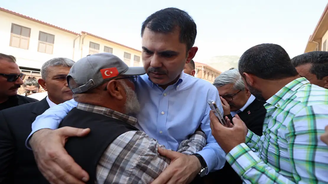 Bakan Kurum: Yangın bölgelerinde konutların temeli bu ay atılıyor