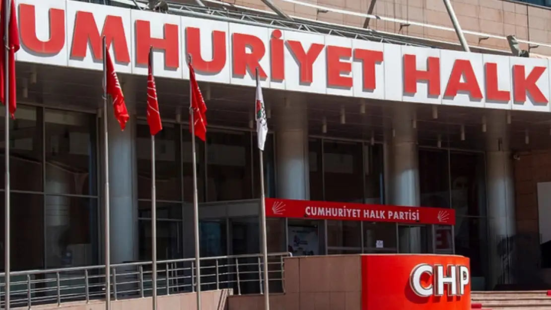 CHP, kurultay davası günü il başkanlarını Ankara'ya topluyor
