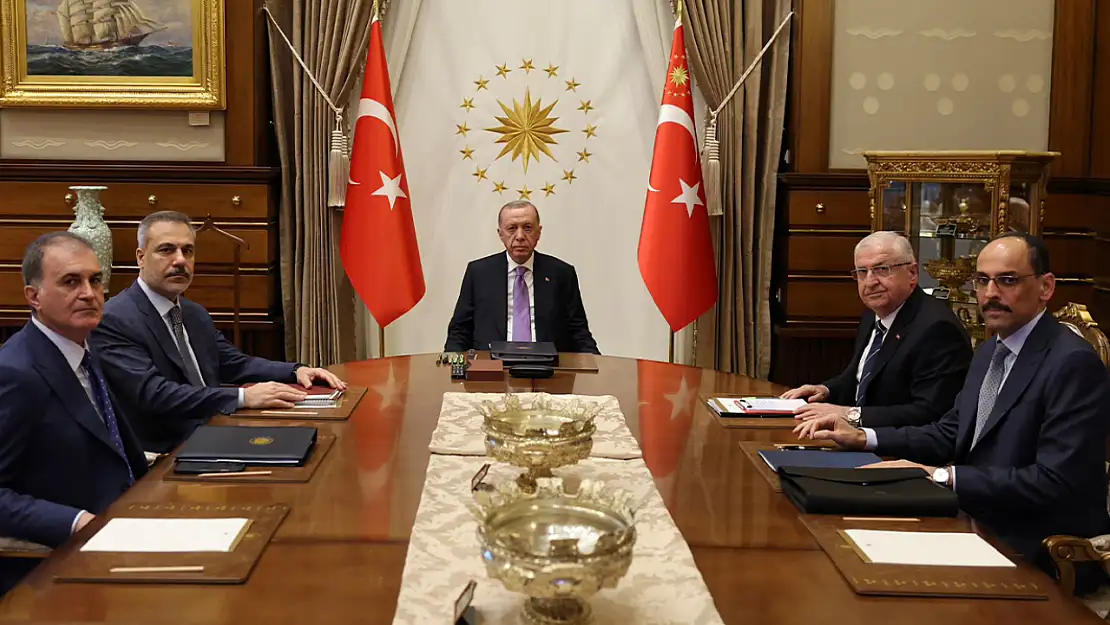 Cumhurbaşkanı Erdoğan başkanlığında güvenlik toplantısı gerçekleştirildi