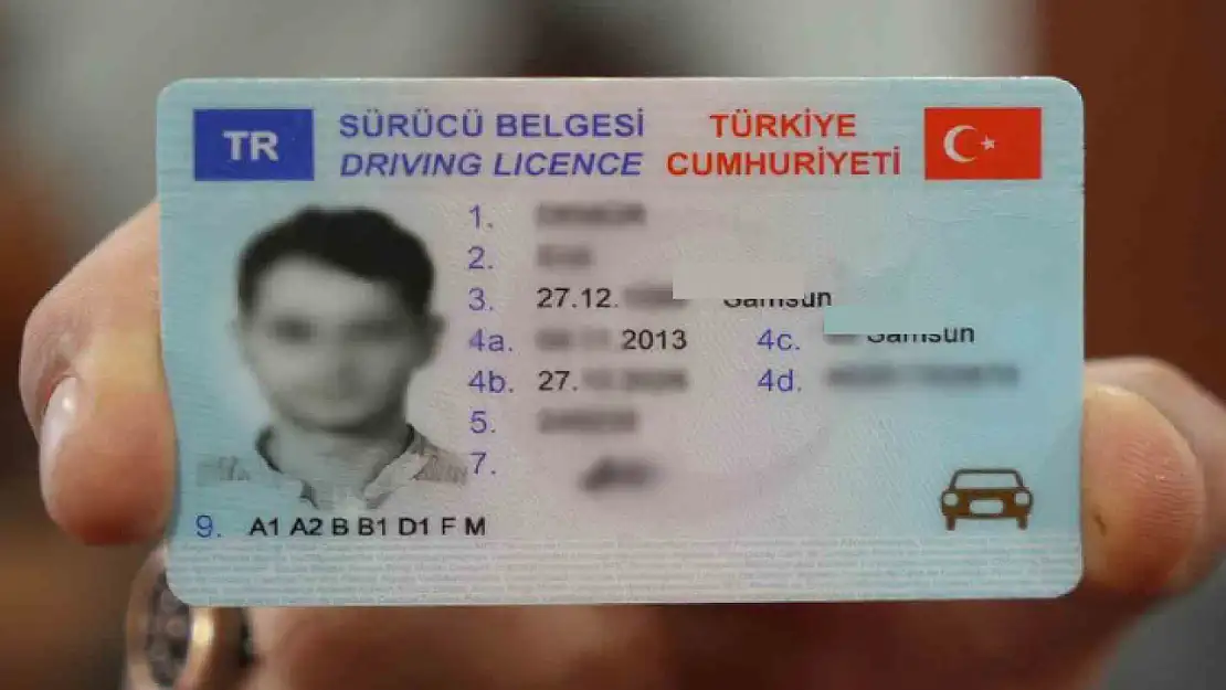 Ehliyet yenileme süresi 31 Ekim 2025'e uzatıldı