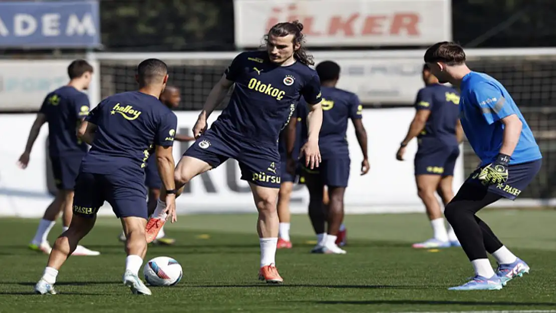 Fenerbahçe, ligin son haftası için antrenmanda