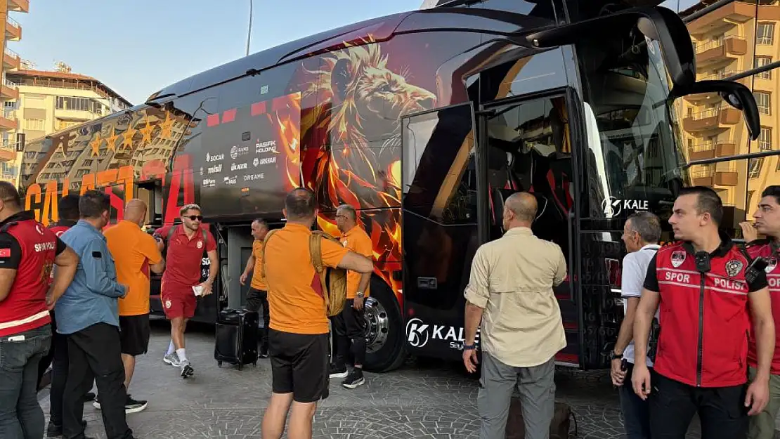 Galatasaray, yeni sezonun açılış maçı için Gaziantep'te