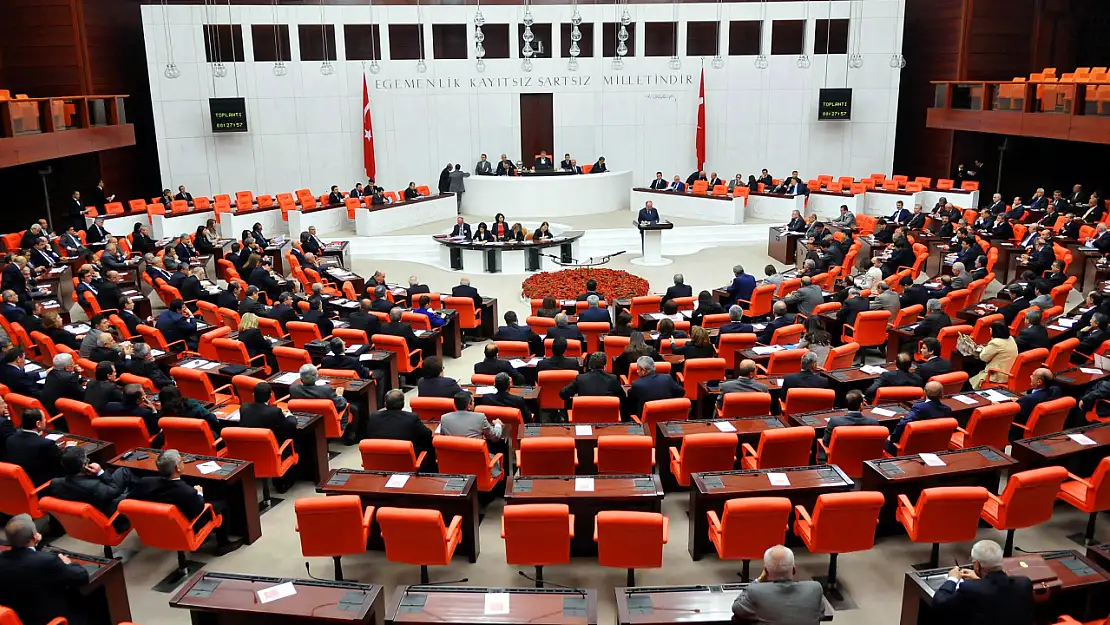 Memuriyette yaş ve atama şartları değişti