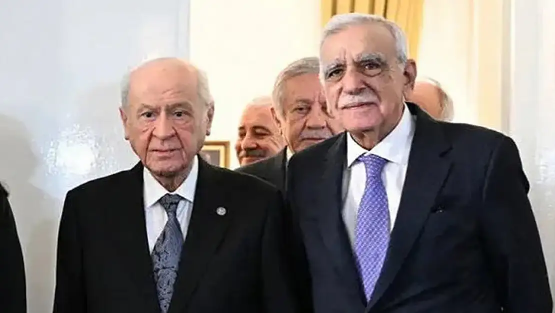 MHP Lideri Bahçeli'den Ahmet Türk'e Terörsüz Türkiye süreci için tebrik telefonu