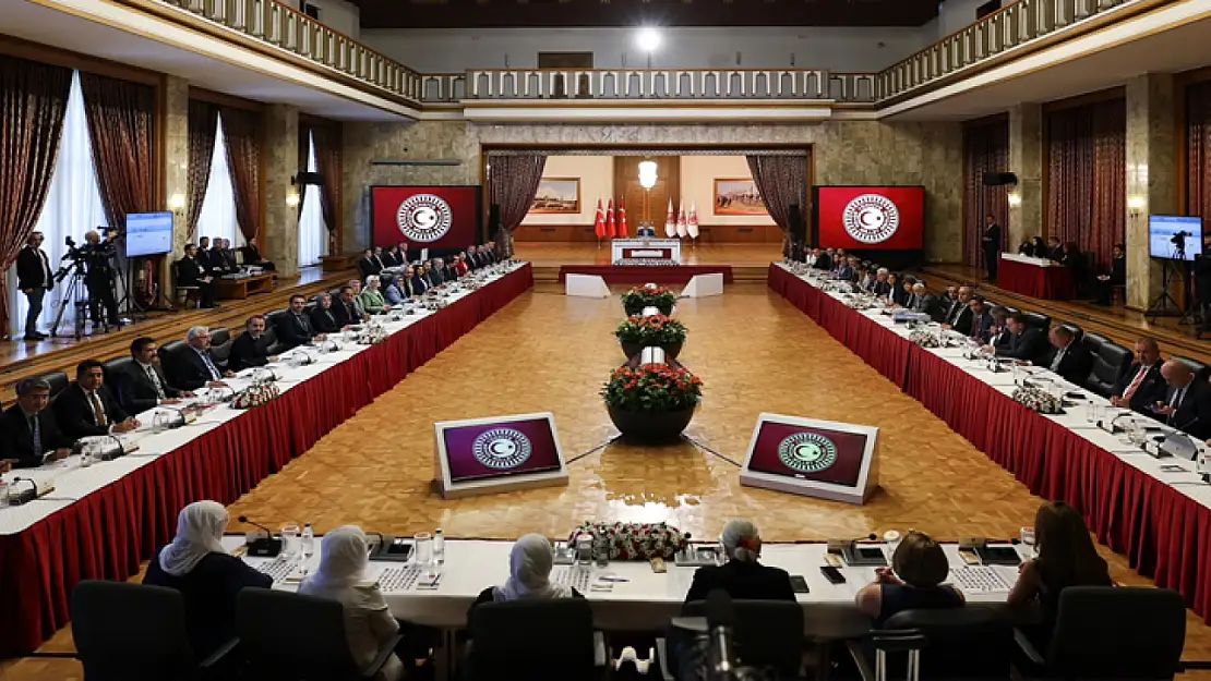 Milli Dayanışma, Kardeşlik ve Demokrasi Komisyonu çalışmalarını sürdürdü