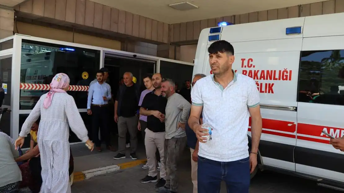 Taş ocağı çöktü: 3 ölü