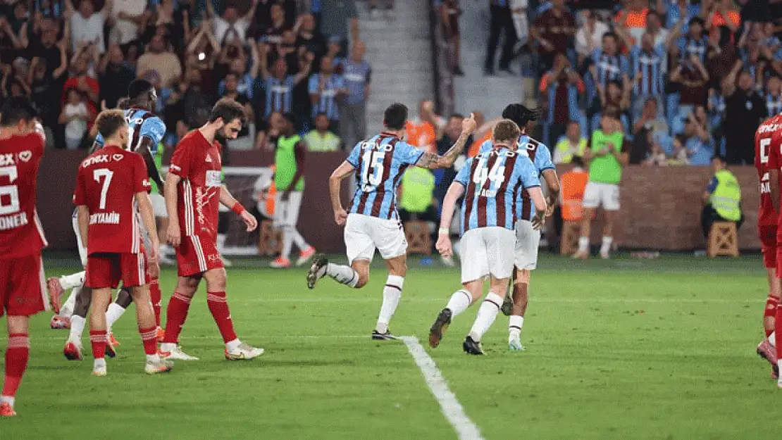 Trabzonspor, Antalyaspor'u tek golle geçti