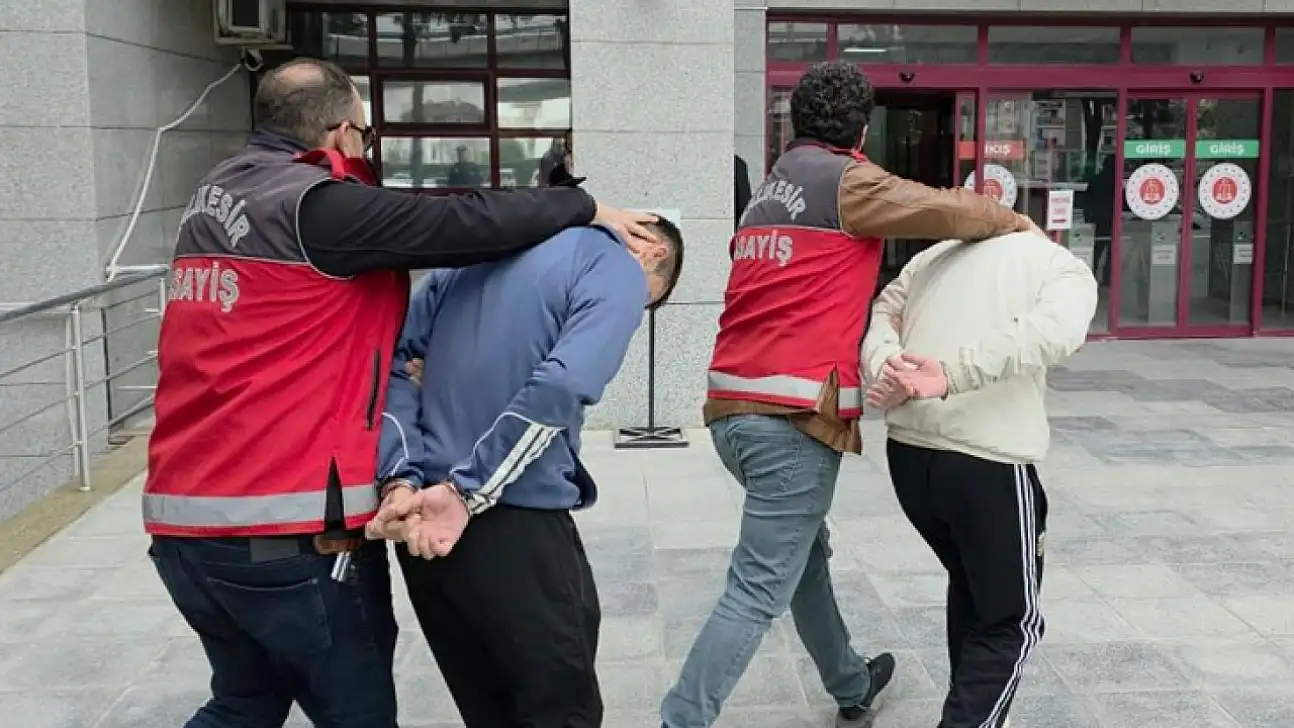 Araştırma görevlisinin ölümüne neden olan 2 zanlı tutuklandı