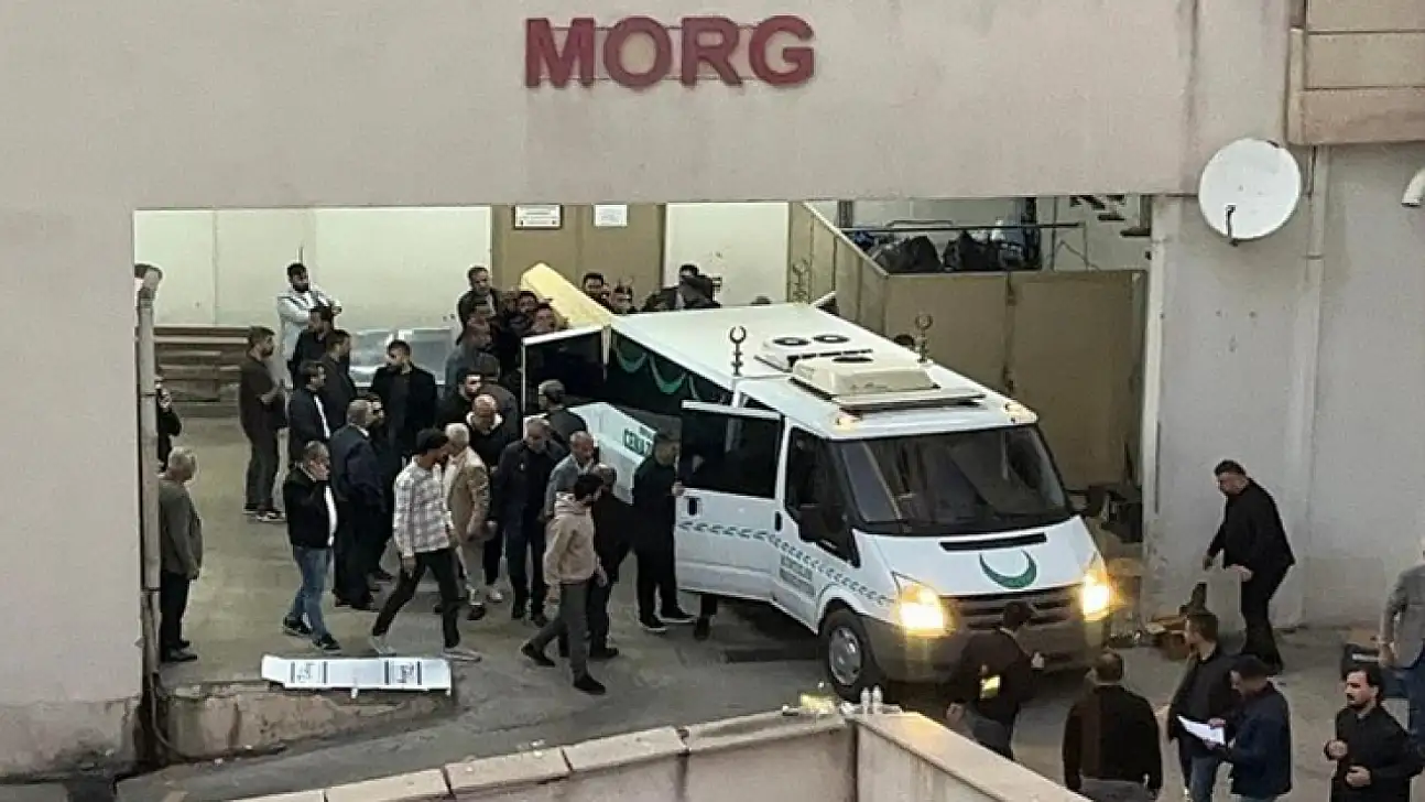 Haber alınamayan kadın evinde ölü bulundu