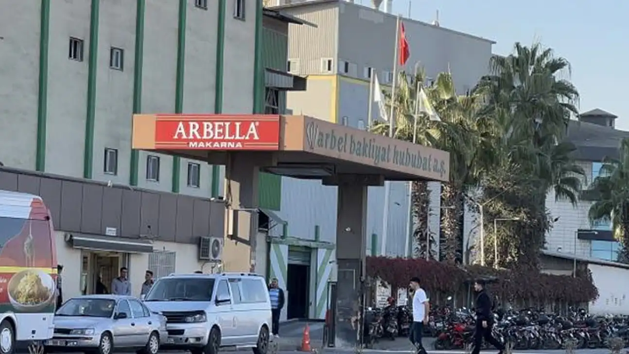 Makarna fabrikasında ilaçlama zehirlenmesi: 14 işçi hastaneye kaldırıldı
