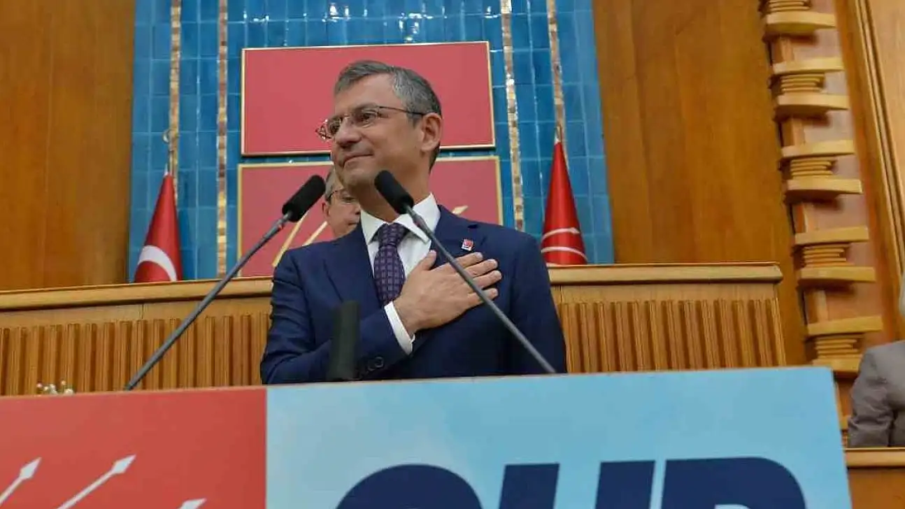 Özgür Özel CHP'ye veda etti