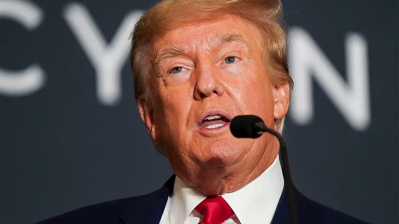 Trump: İran, benimle anlaşma yapmak için yalvarıyor