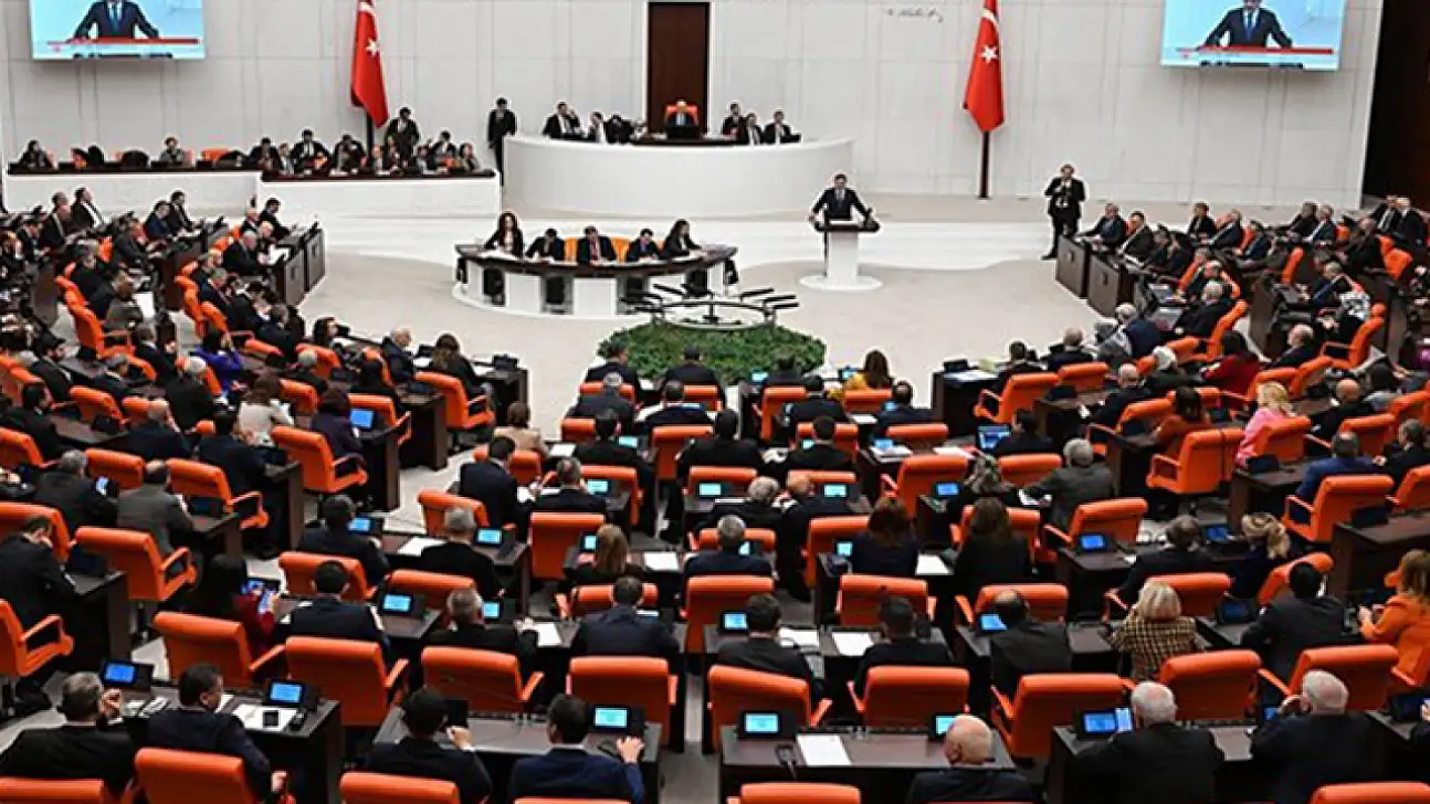 TSK'nın Aden Körfezi görev süresi 1 yıl daha uzatıldı