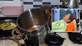 Düdüklü tencere patladı: Kaynar su üzerine sıçradı