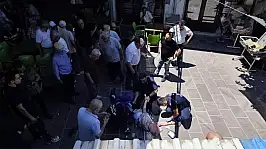 Kalp krizinden ölen arkadaşını uğurlarken kalp krizi geçirdi