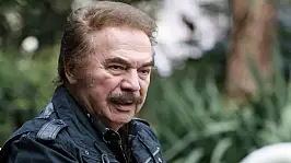 Usta sanatçı Orhan Gencebay, hastaneye kaldırıldı