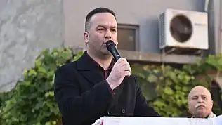 Hasbi Dede CHP'den ihraç edildi