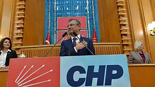 Özgür Özel'in ekibinden 28 CHP Parti Meclisi üyesi istifa etti