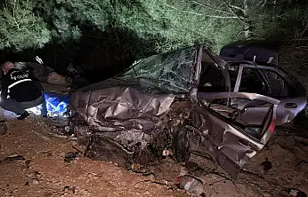 Adana'da trafik kazasında bir aileyi yok oldu!