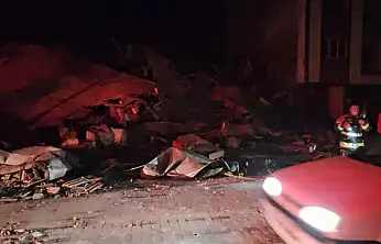 Balıkesir Sındırgı'da 6,1 büyüklüğünde deprem