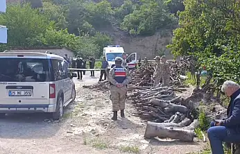 Cani koca eşini odunla döverek öldürdü