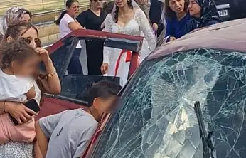Düğün konvoyu faciayla sonuçlandı: 2 ölü 4 yaralı