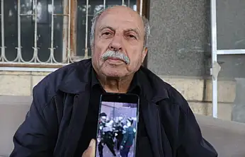 Emekli maaşını mahalleliye dağıtıyor: Tek isteği hayır duası almak