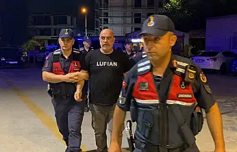 Evini kenevir tarlasına çeviren ünlü yönetmen ve kardeşi gözaltına alındı