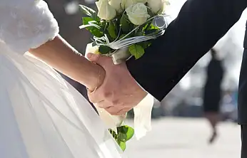 Evlenecek gençlere verilen faizsiz kredi 2026'da artıyor: 18–25 yaş için 250 bin TL destek