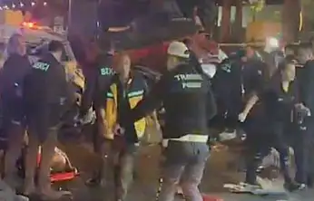 Feci kaza: Tır ile iki otomobil çarpıştı, 5 ölü