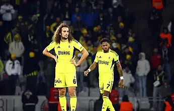 Fenerbahçe zirvede ağır yara aldı