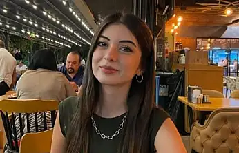 Genç doktor yanan araçta hayatını kaybetti