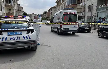 Konya'da dehşet: Ailesinin boğazını keserek öldürdü