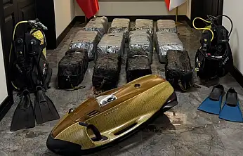 Mersin Limanı'nda su altı operasyonu: 1,5 milyarlık kokain ele geçirildi