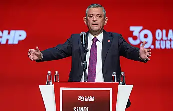 Özgür Özel'den yeni parti açıklaması: Hazırda bir alternatif olabilir