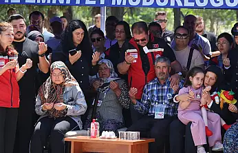 Şehit polise eşinden yürekleri dağlayan veda: Benim kızım artık şehit kızı