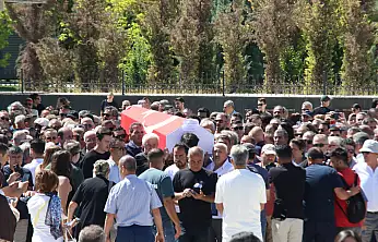 Serhat Kılıç son yolculuğuna uğurlandı