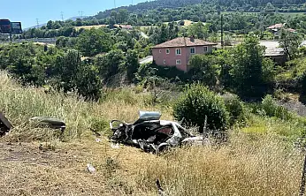 TEM Otoyolu'nda feci kaza: 1 ölü 3 yaralı