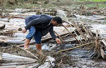 Ülke genelinde fırtına ve sağnak etkili oldu!