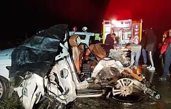 Uşak'ta katliam gibi kaza: 4 ölü 17 yaralı