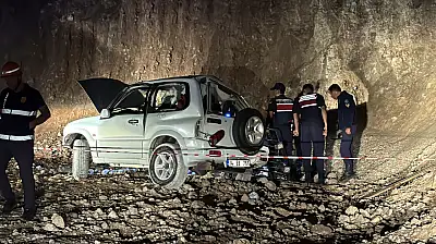 Av yolculuğu kabusa döndü: Uçuruma yuvarlanan cipte 20 yaşındaki 2 sevgili öldü